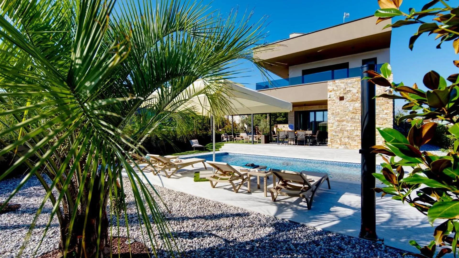 Villa Pieron&Bavigo With Pool, Jacuzzi And Sauna Marcana
