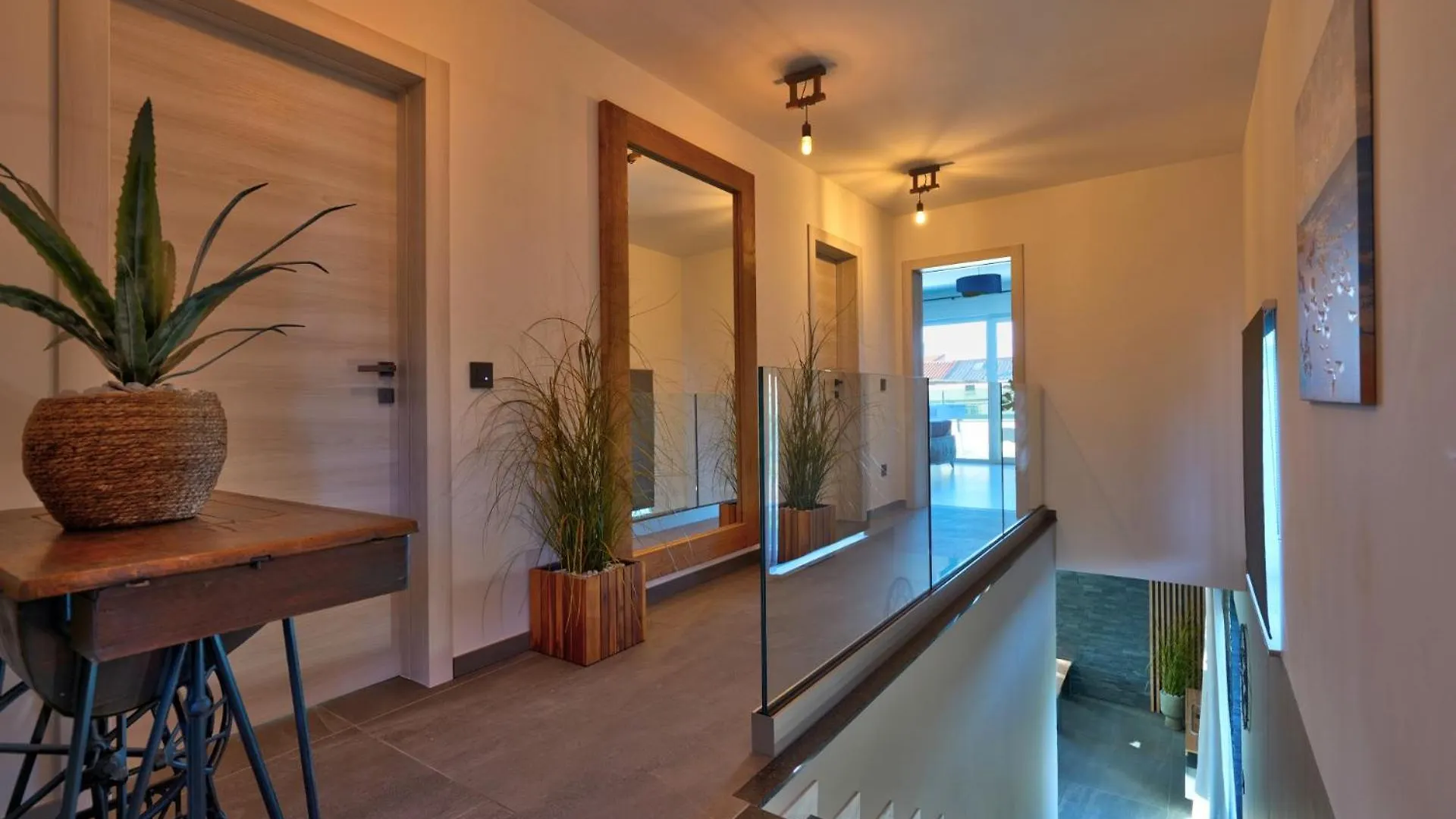 Villa Pieron&Bavigo With Pool, Jacuzzi And Sauna Marcana
