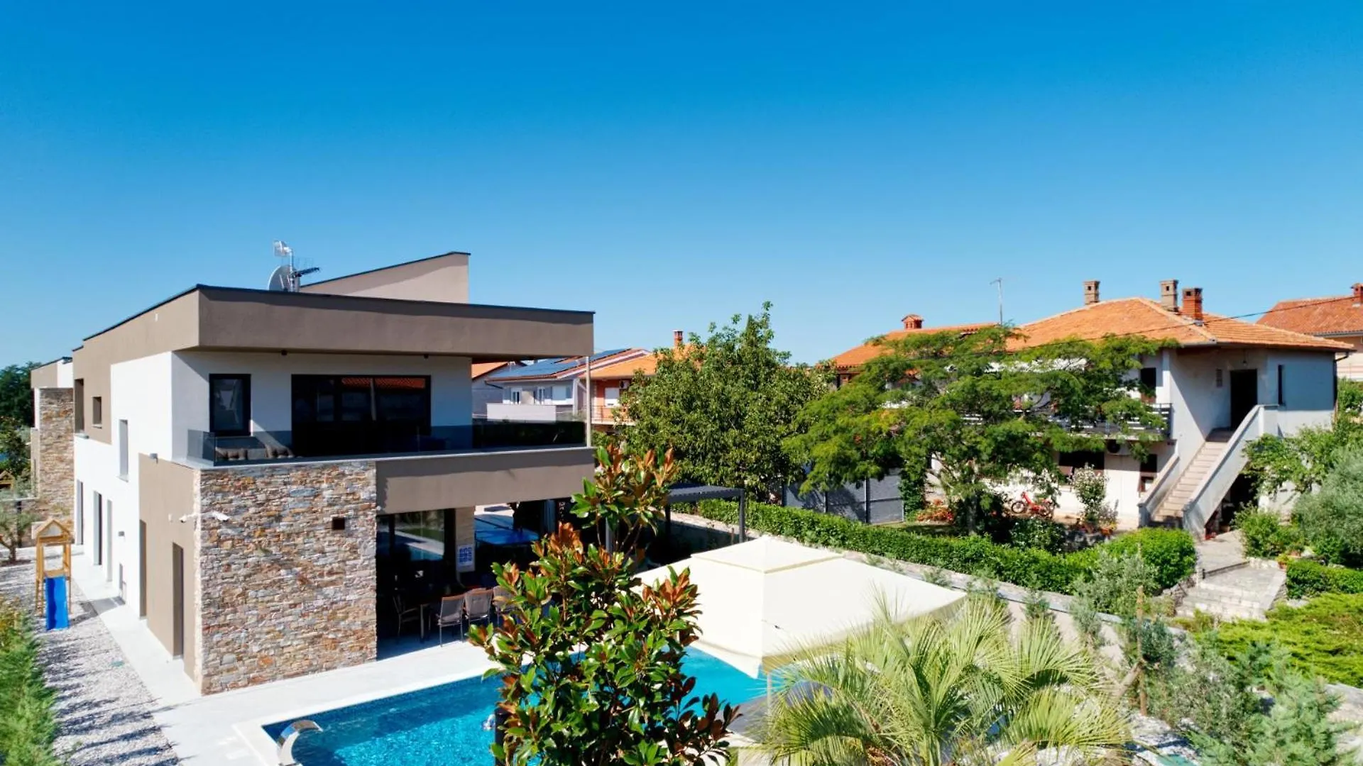 Villa Pieron&Bavigo With Pool, Jacuzzi And Sauna Marcana 0*,  Croatia