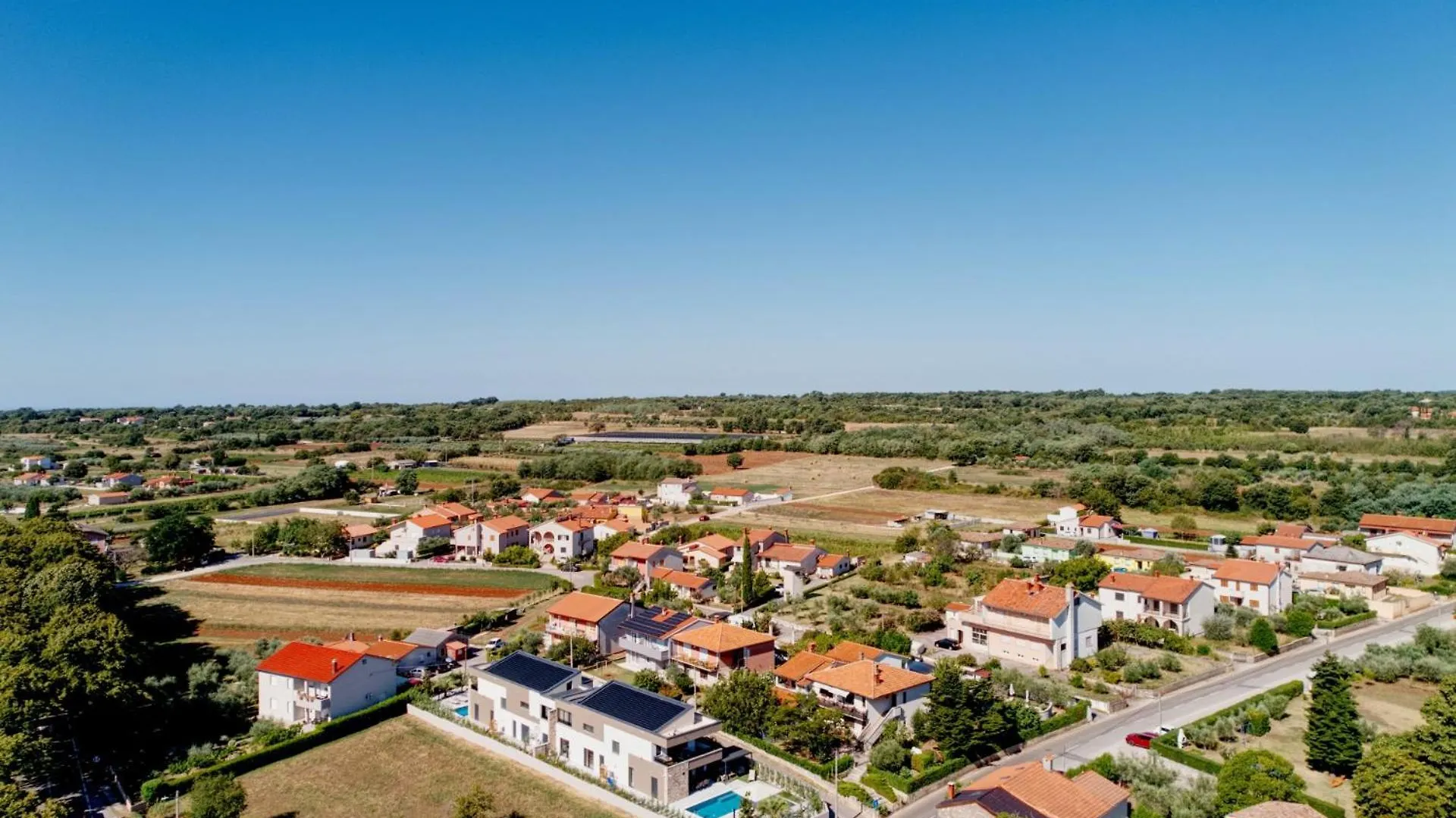 Villa Pieron&Bavigo With Pool, Jacuzzi And Sauna Marcana