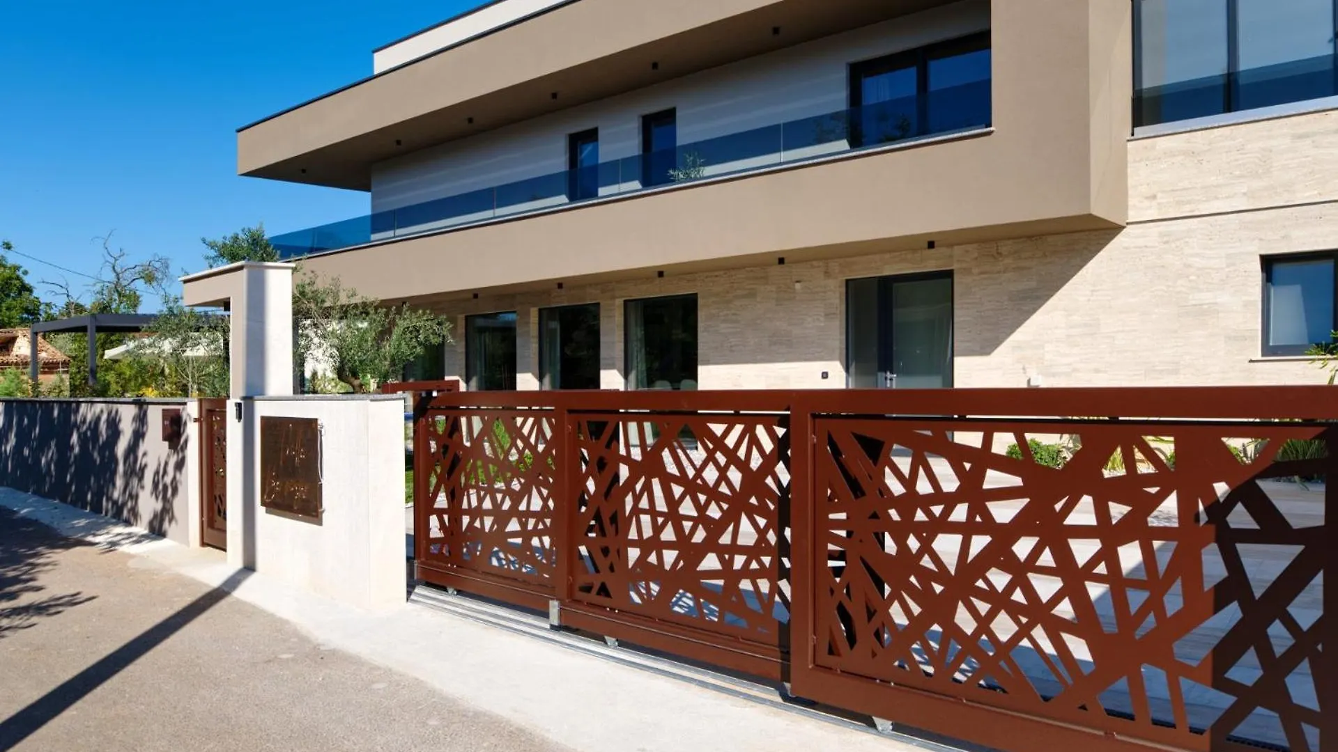 Villa Pieron&Bavigo With Pool, Jacuzzi And Sauna Marcana Croatia