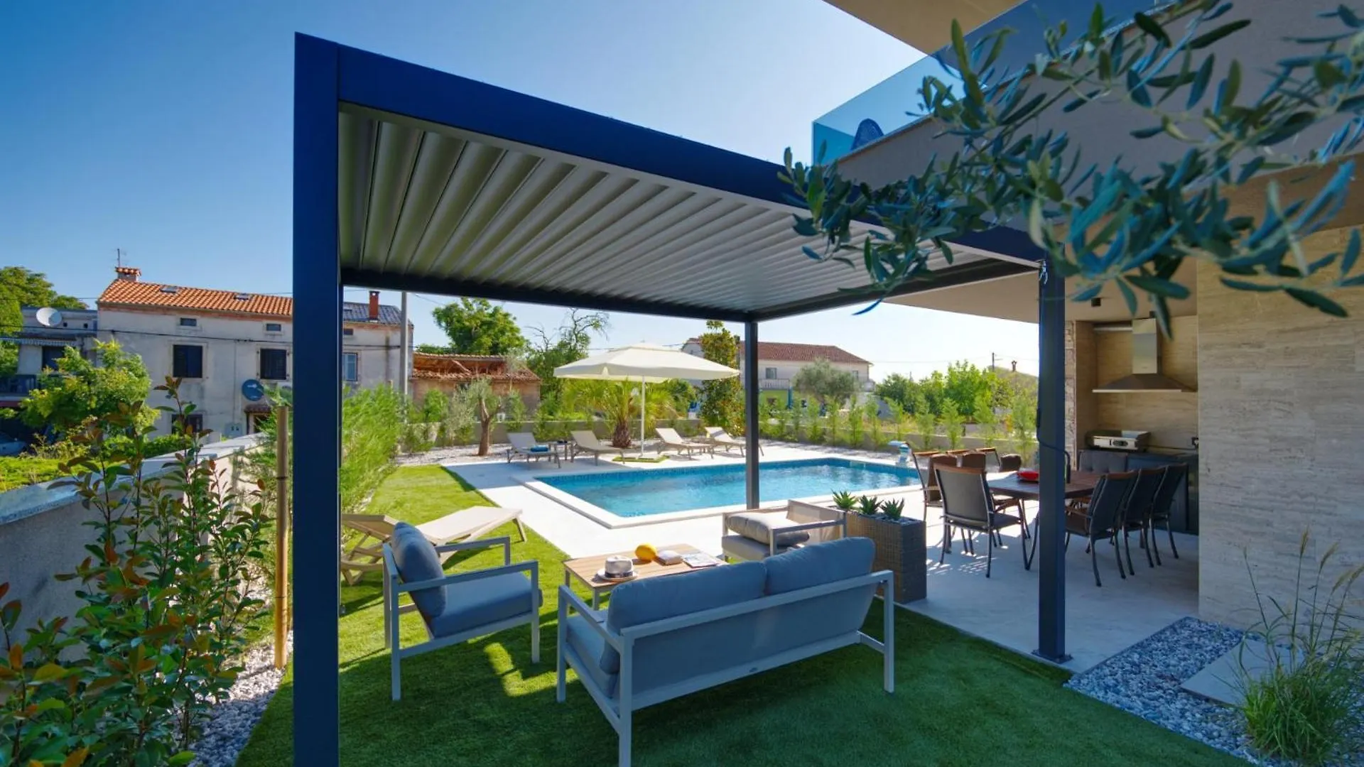 Villa Pieron&Bavigo With Pool, Jacuzzi And Sauna Marcana Croatia